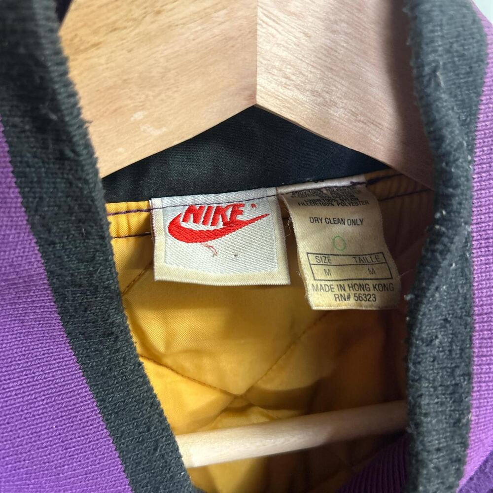Nike Air Jordan 1992 Vintage Flight Force Medium Basketball Varsity Jacket - Picture 3 of 6